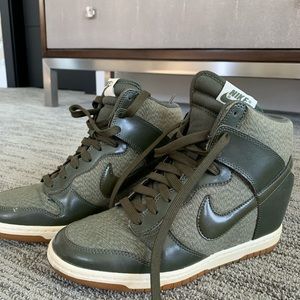 Nike women’s Dunk High Sky wedge sneaker